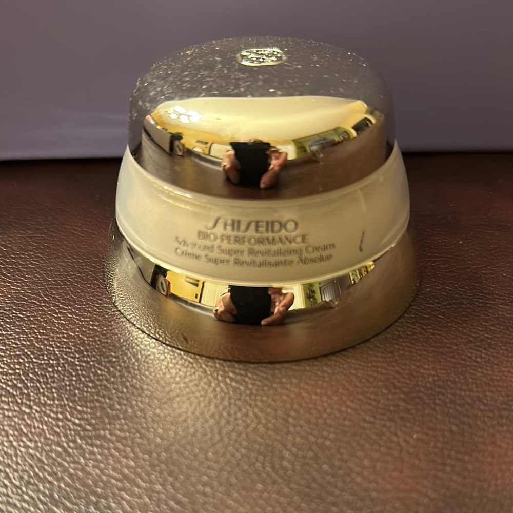 Shiseido Bio-Performance Advanced Super Revitalizing Cream - Silver